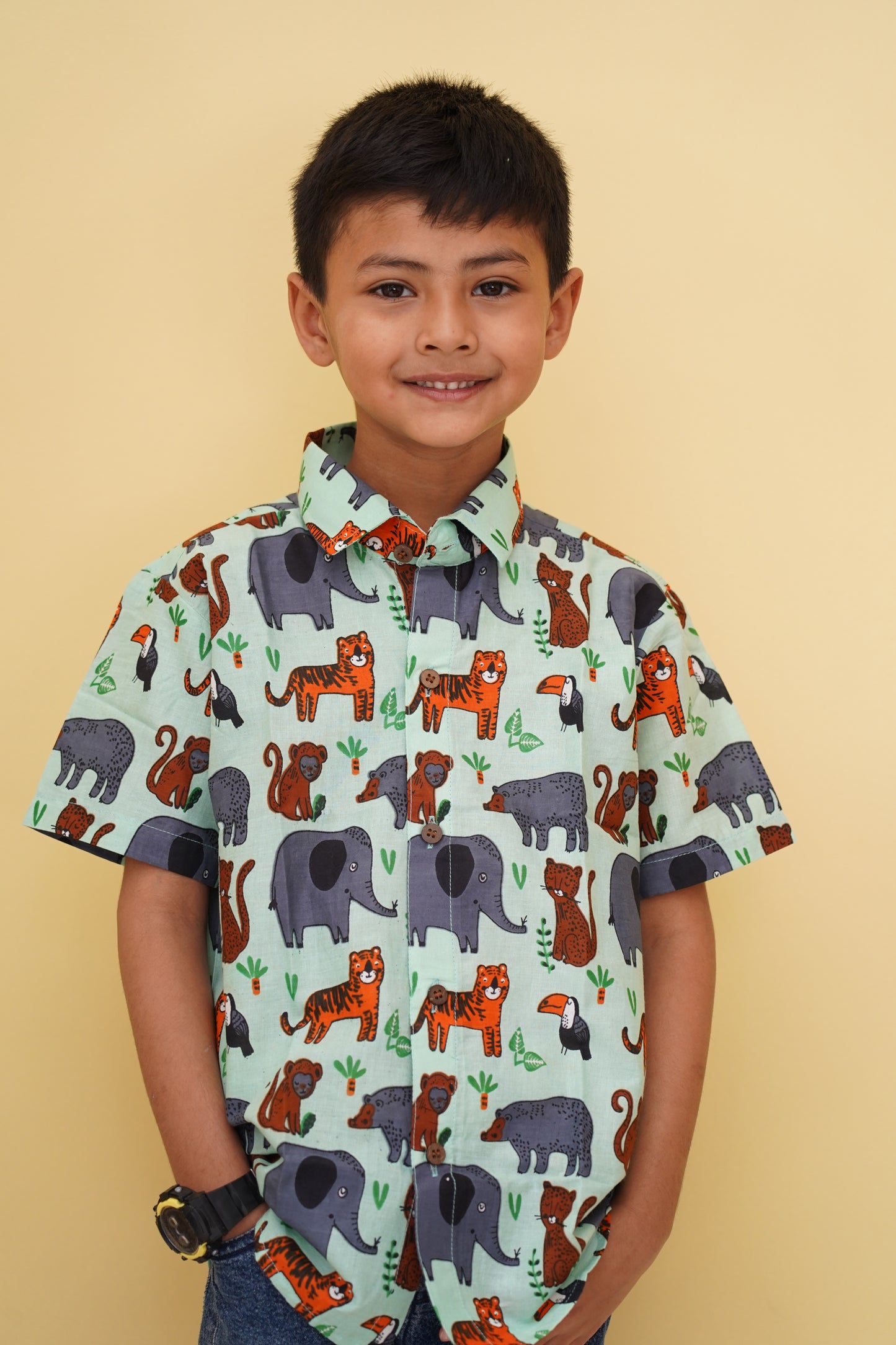 Jungle print Green shirt