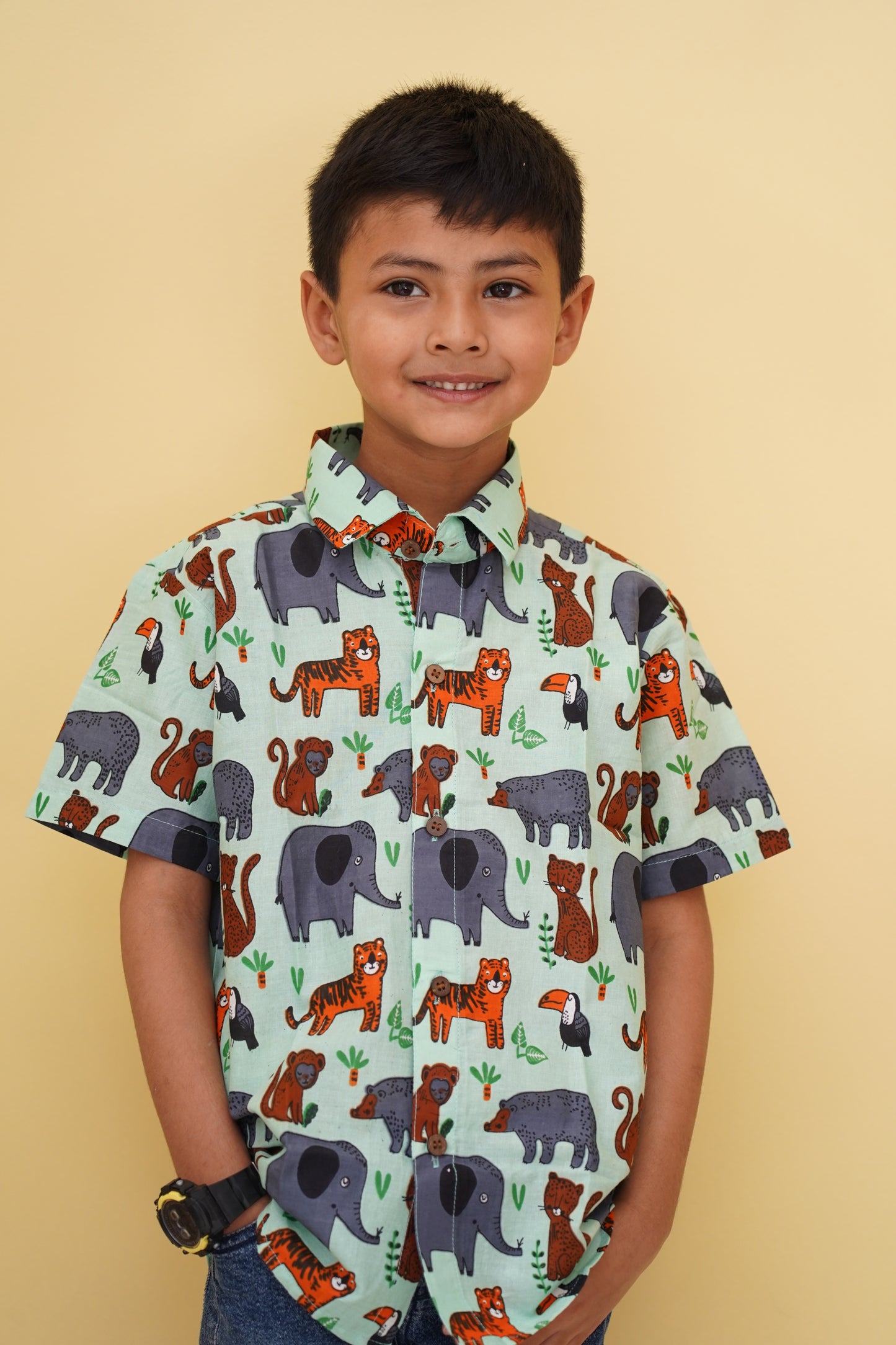 Jungle print Green shirt