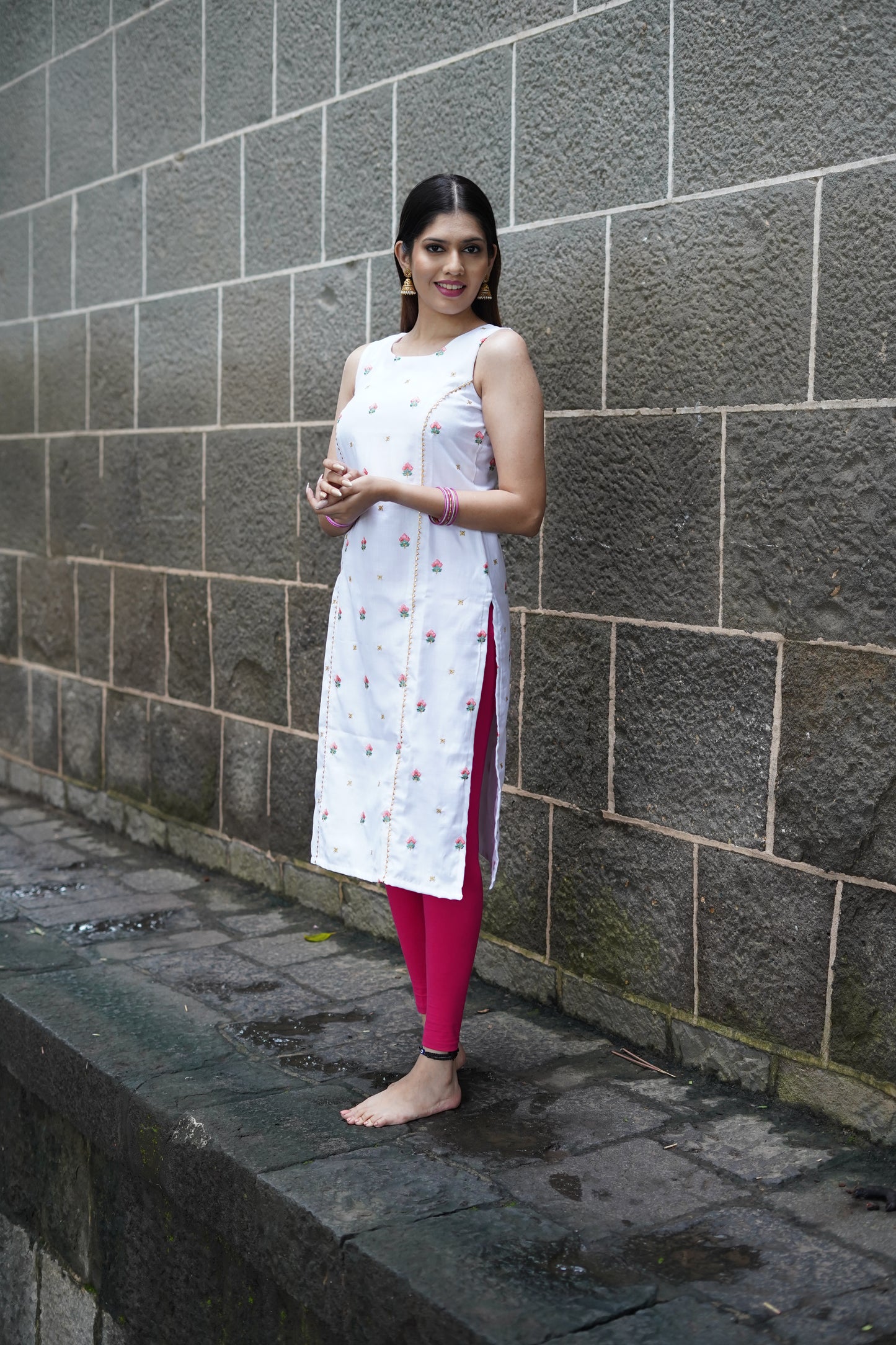 WLK004 - Embroidered white kurti for women