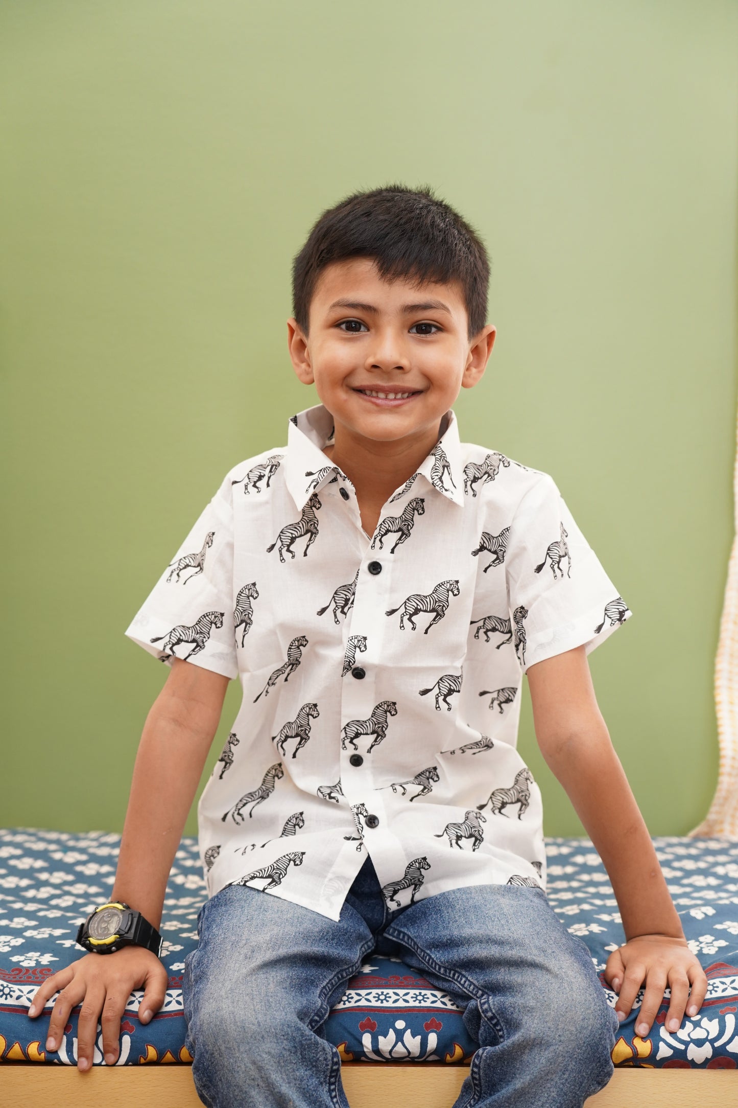 Zebra print white shirt boys