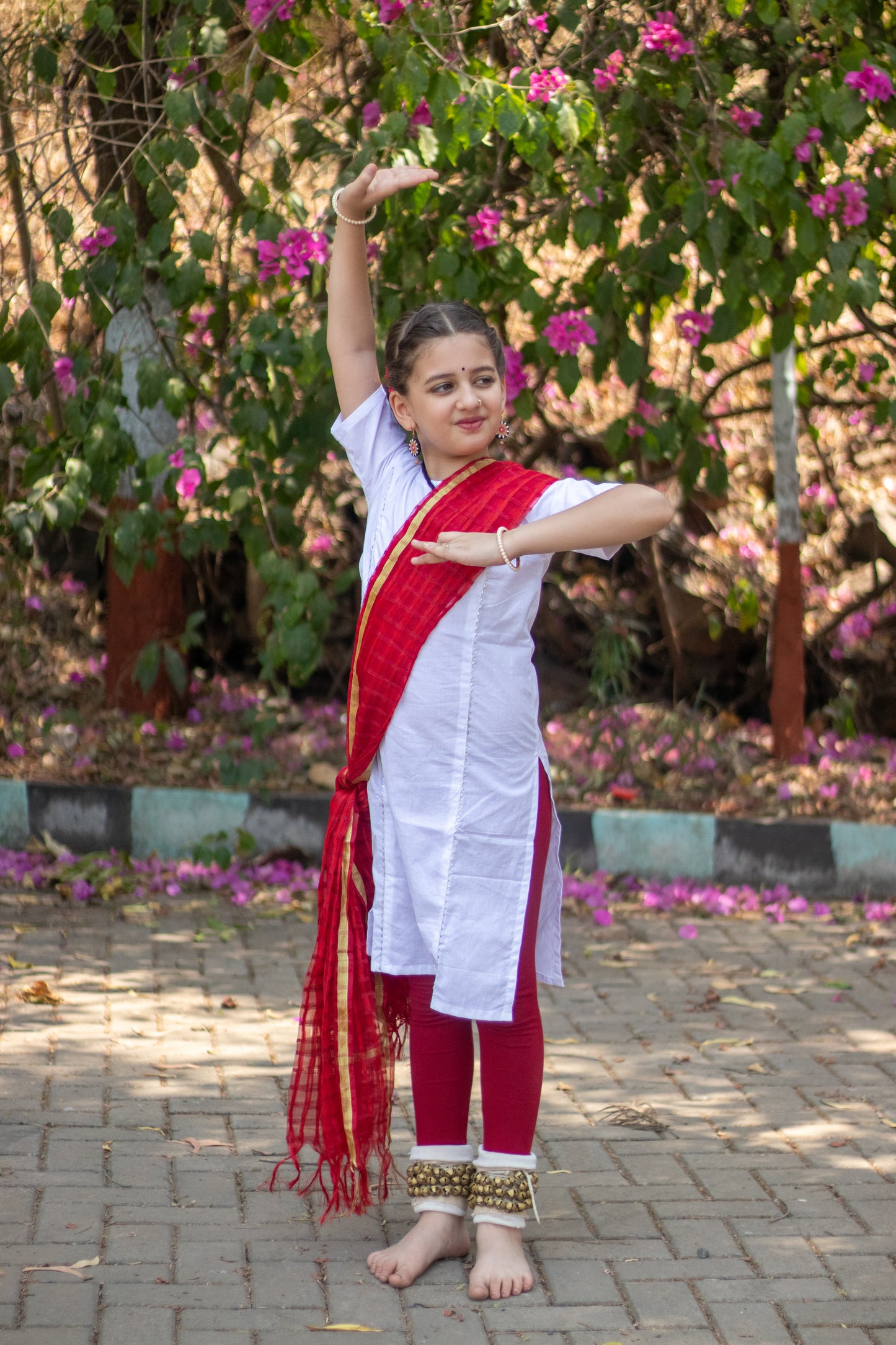 Plain white cotton kurti for girls