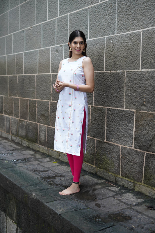 WLK004 - Embroidered white kurti for women