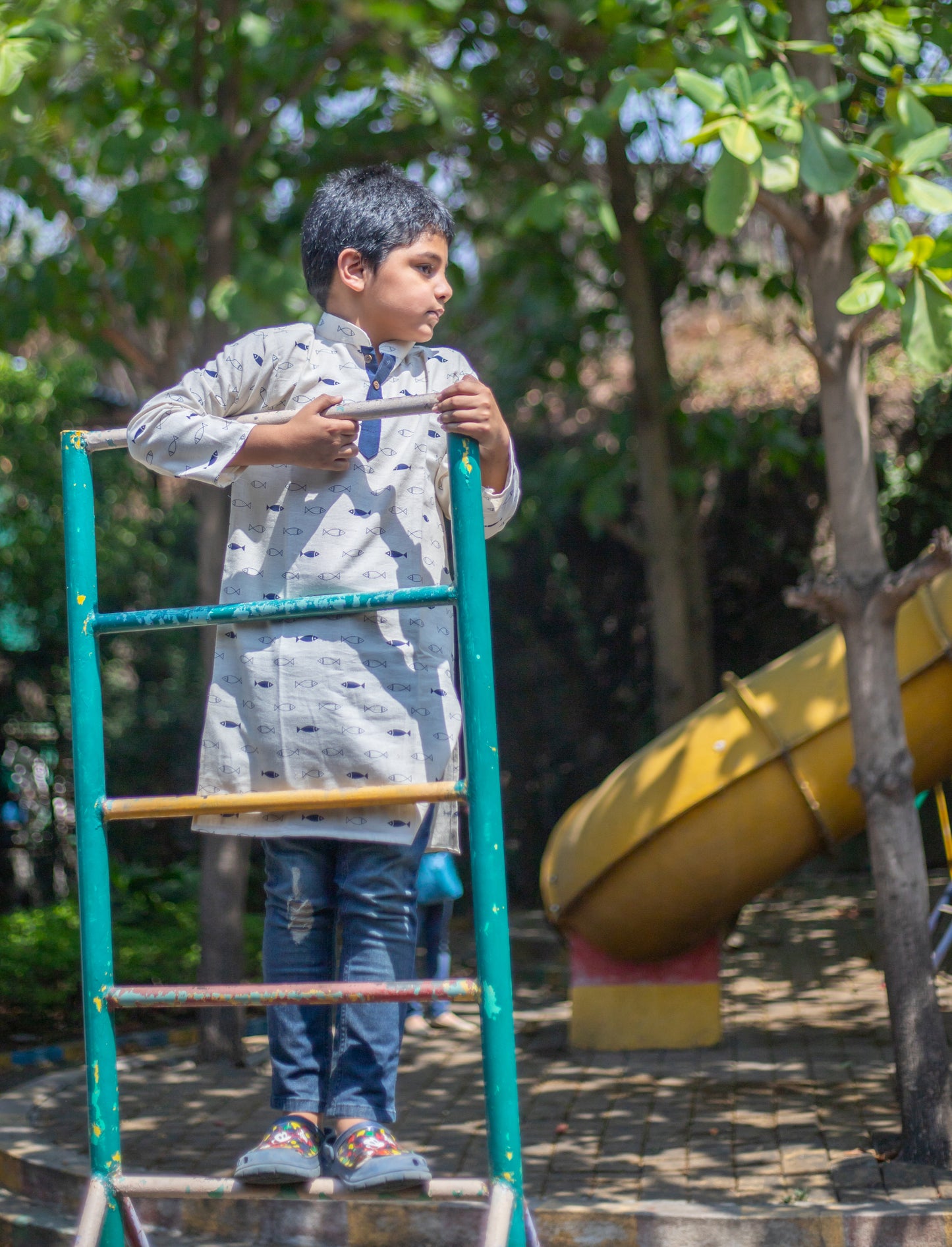 स्लब कॉटन फिश प्रिंट कुर्ता